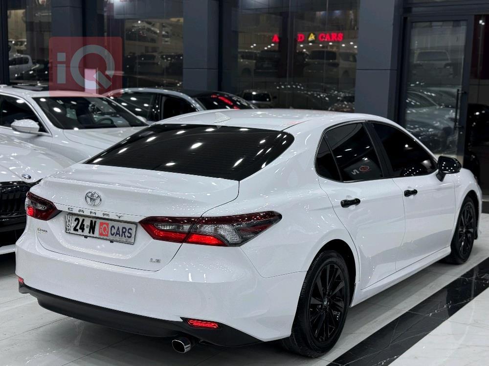 تۆیۆتا کامری